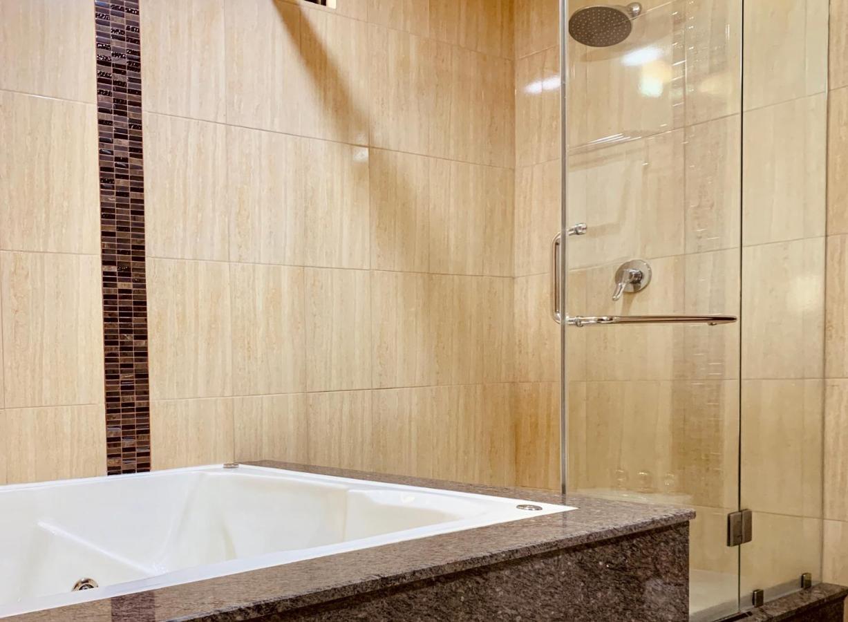 Hotel Adriand'S Machala Εξωτερικό φωτογραφία